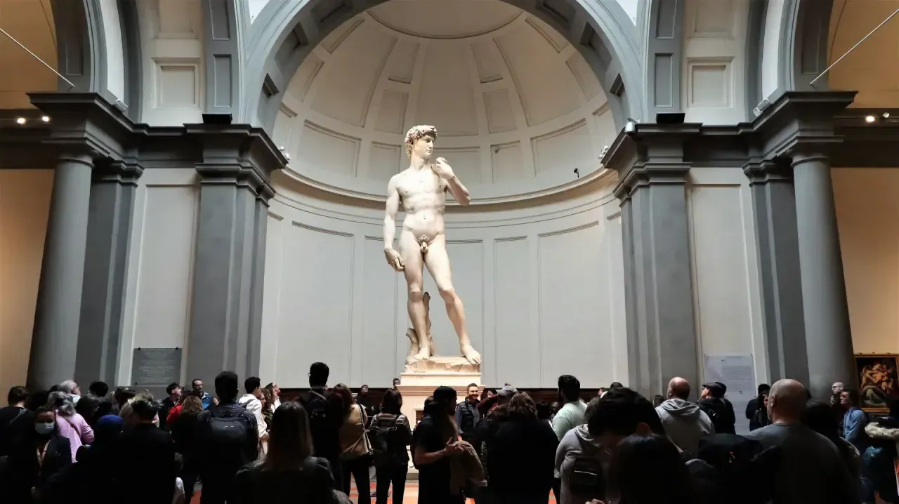 David Michaelangelo skip the line 